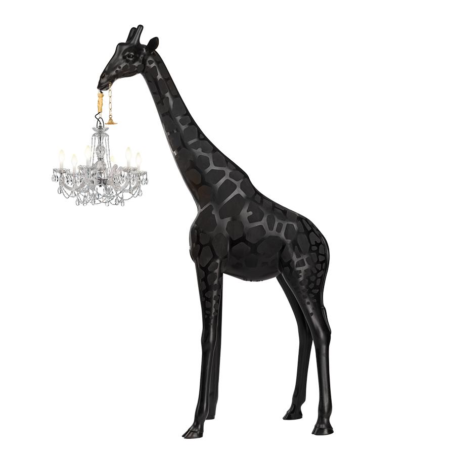 QEEBOO outdoor floor lamp GIRAFFE IN LOVE M OUTDOOR