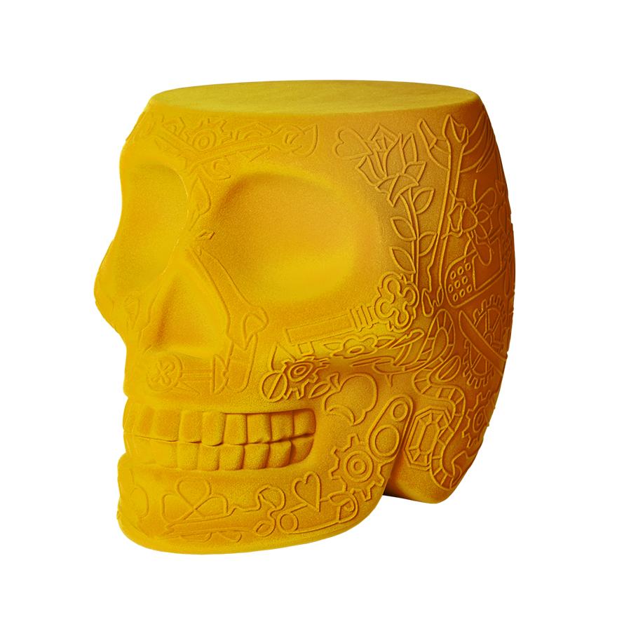 QEEBOO MEXICO STOOL AND SIDE TABLE VELVET FINISH