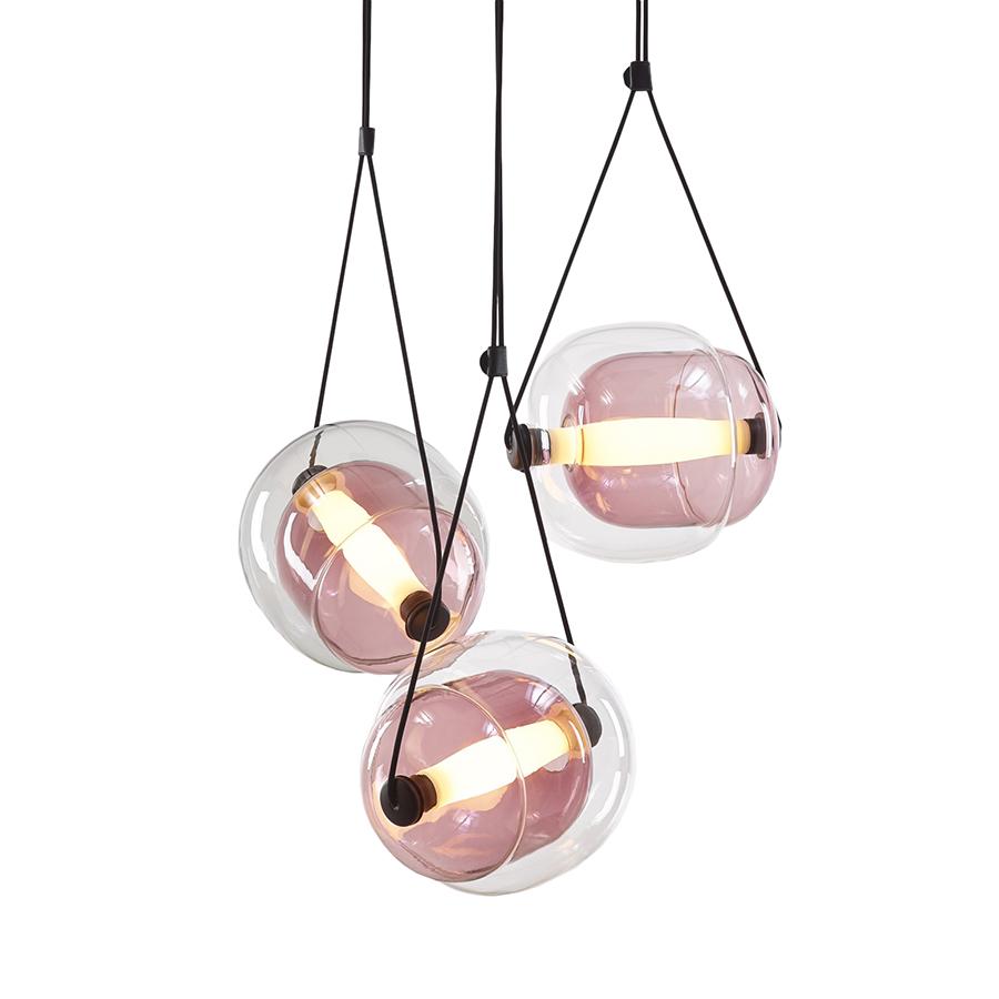 BROKIS lampe à suspension CAPSULA TRIANGLE (Extérieur transparent, intérieur violet - Verre)