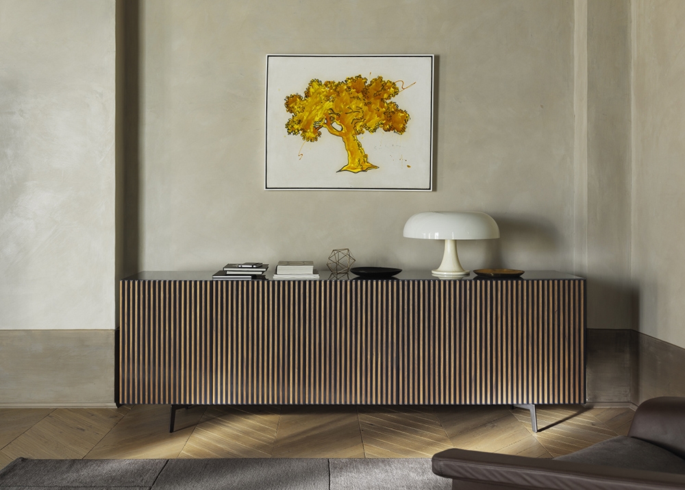 HORM buffet avec 5 portes LEON sur base Mid-Century Modern L 240 cm