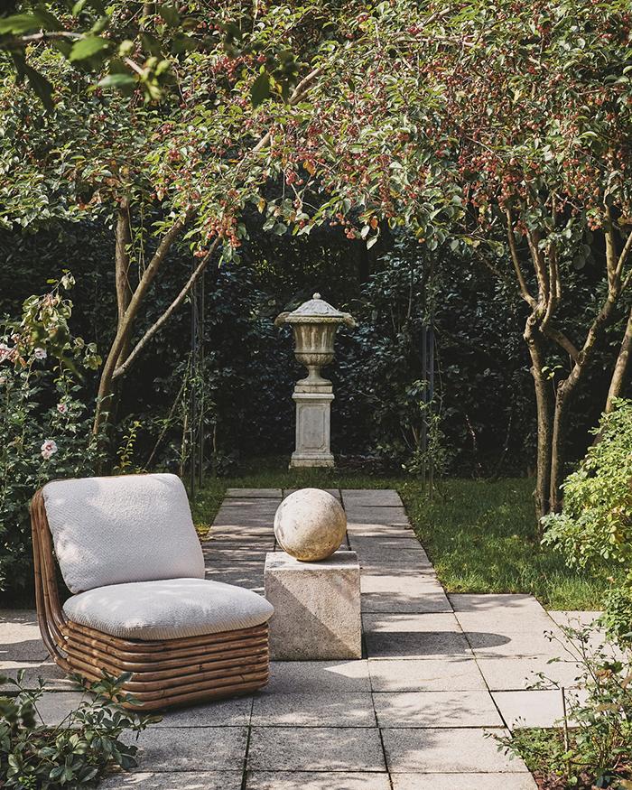 GUBI outdoor armchair BOHEMIAN 72