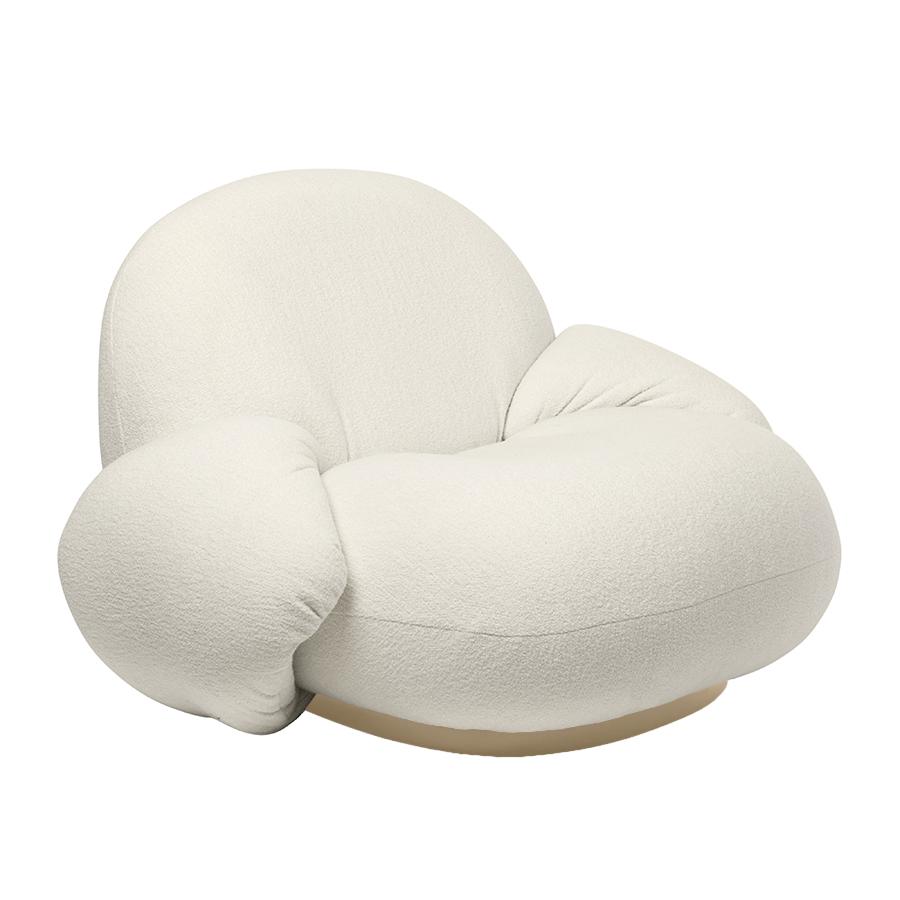 GUBI fauteuil avec accoudoirs PACHA LOUNGE CHAIR (Cat. B Harp Ivory 24 - tissu et bois finition Pear