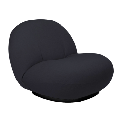 GUBI fauteuil avec la base pivotante PACHA LOUNGE CHAIR