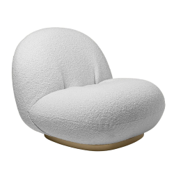 GUBI fauteuil avec la base pivotante PACHA LOUNGE CHAIR