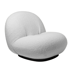 GUBI fauteuil avec la base pivotante PACHA LOUNGE CHAIR