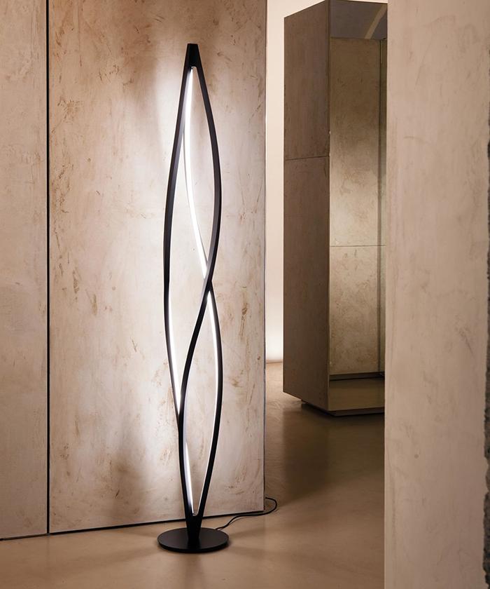 NEMO floor lamp IN THE WIND