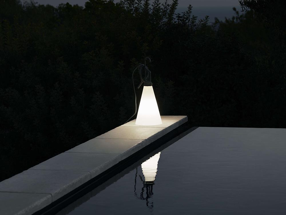 FLOS portable table lamp MAYDAY OUTDOOR