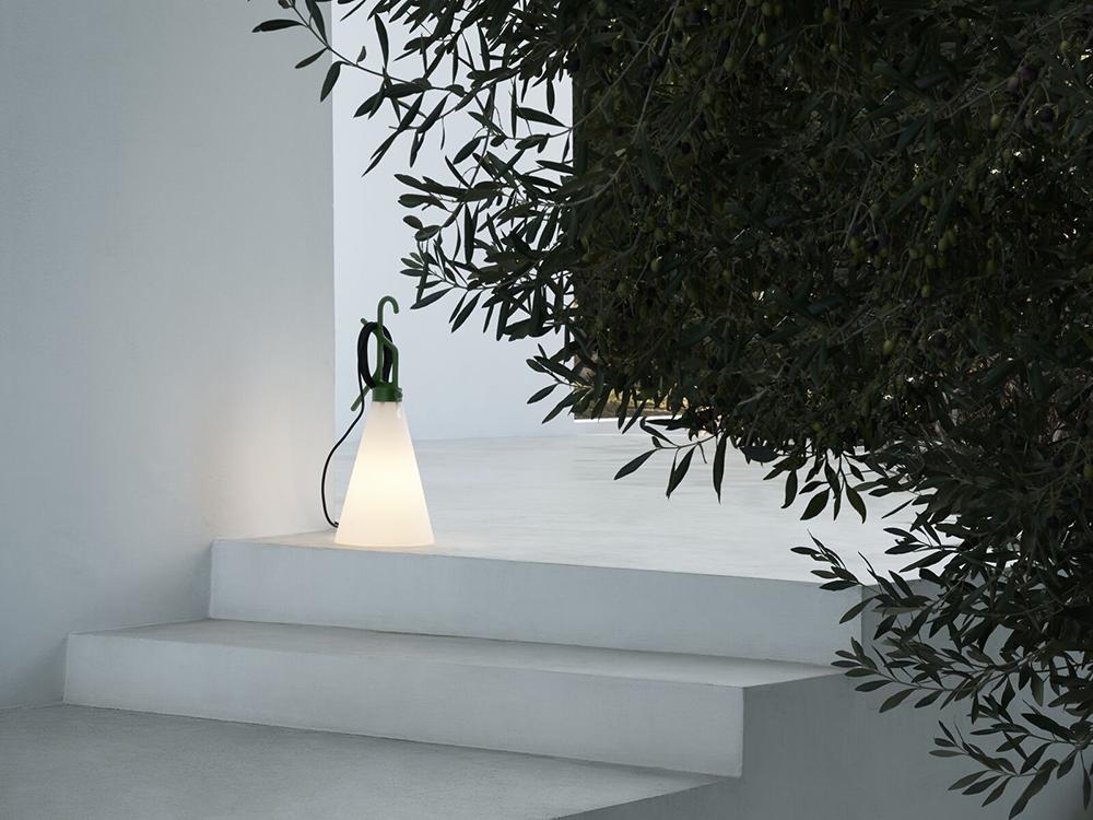 FLOS portable table lamp MAYDAY OUTDOOR