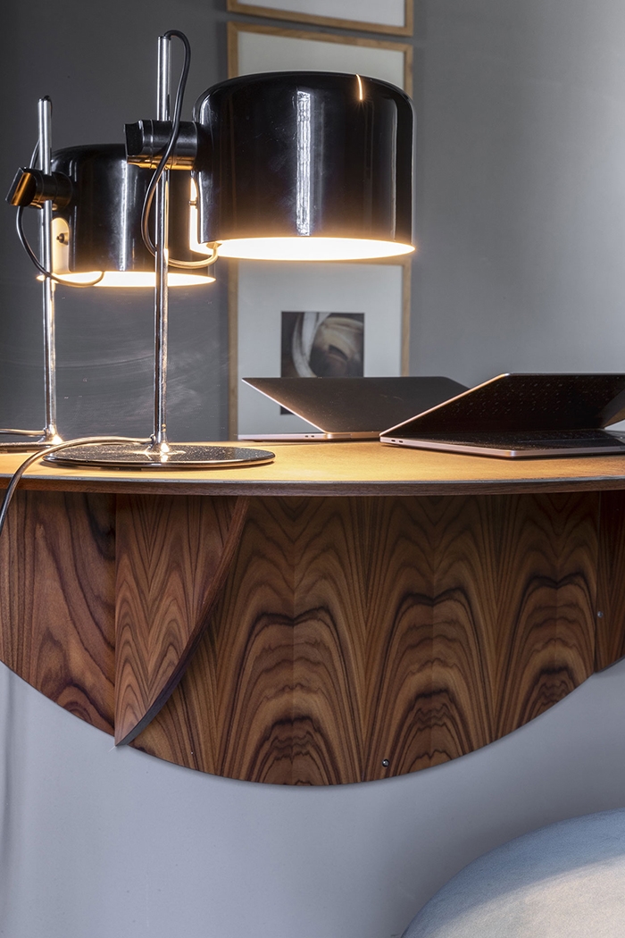 MOGG round wall mirror BRAME with shelf