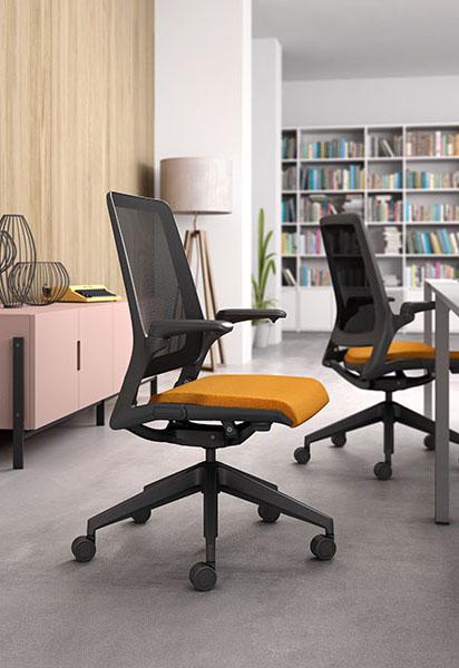 LEYFORM office chair with wheels ASTRA with black mesh backrest