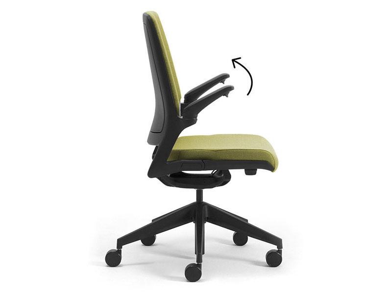 LEYFORM office chair with wheels ASTRA with black mesh backrest