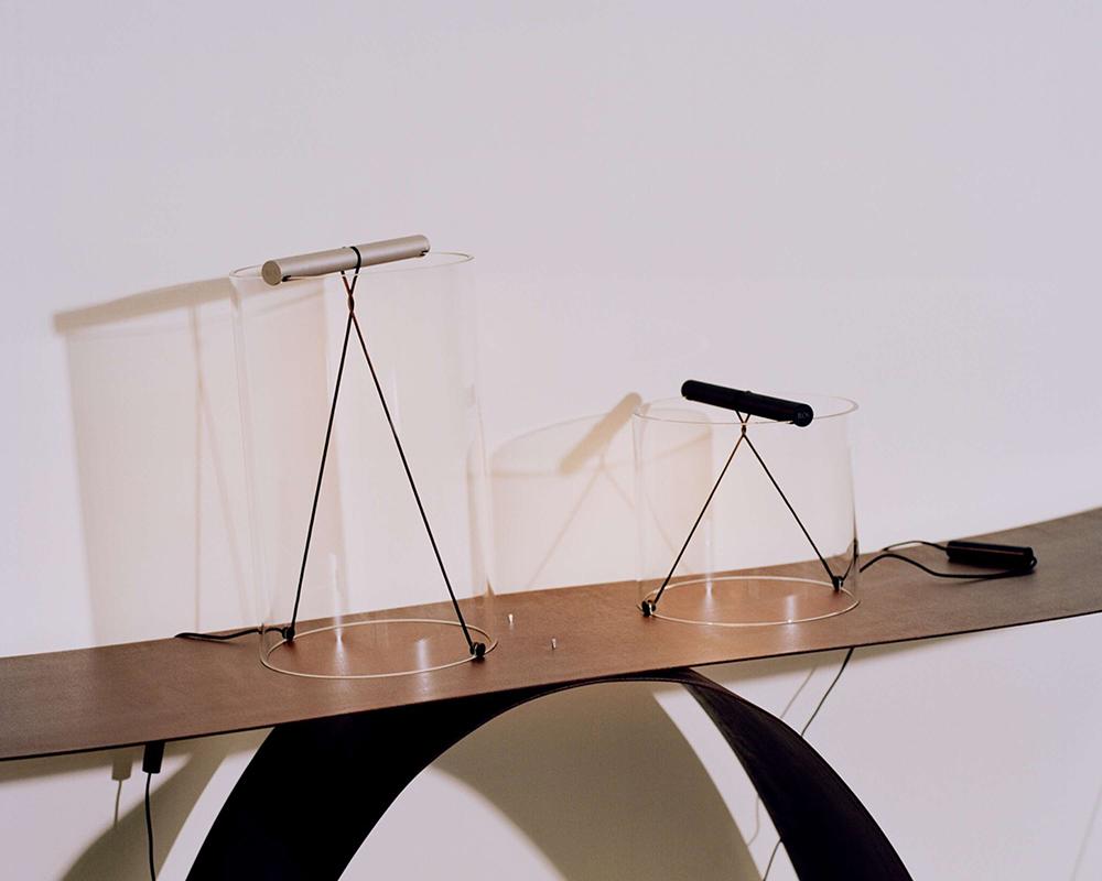 FLOS lampe de table TO-TIE T1