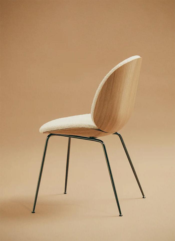 GUBI front upholstered chair BEETLE 3D VENEER
