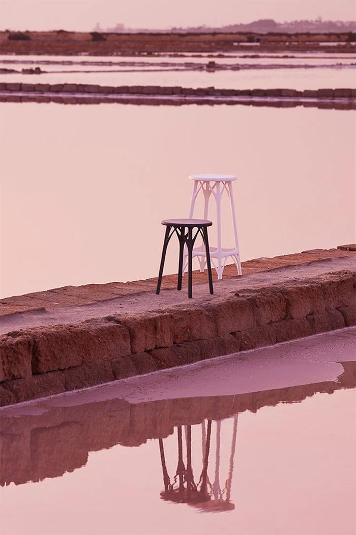 KARTELL set of 2 stools A.I. STOOL LIGHT H 75 cm