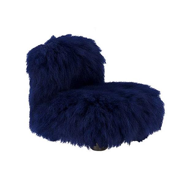 ARFLEX fauteuil bas BOTOLO version fourrure (Bleu - Métal laqué noir et fourrure)