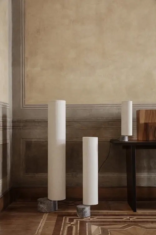 GUBI lampdaire UNBOUND H 80 cm