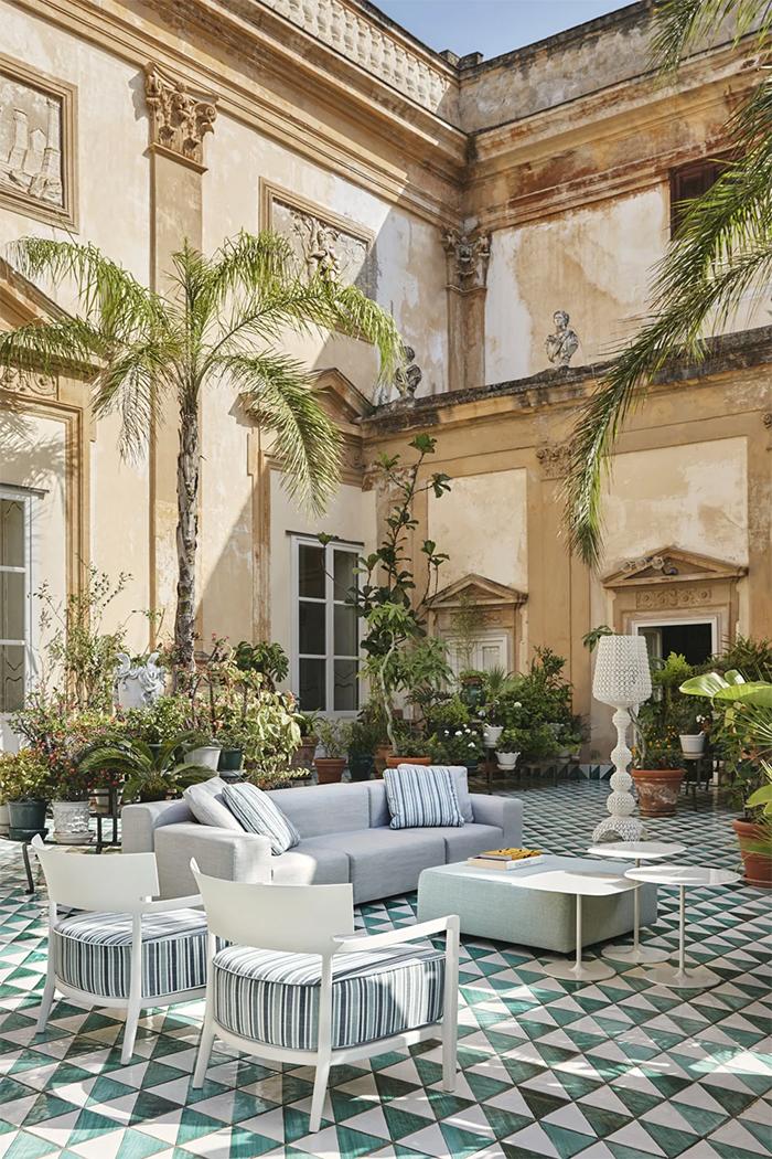 KARTELL outdoor pouf PLASTICS OUTDOOR