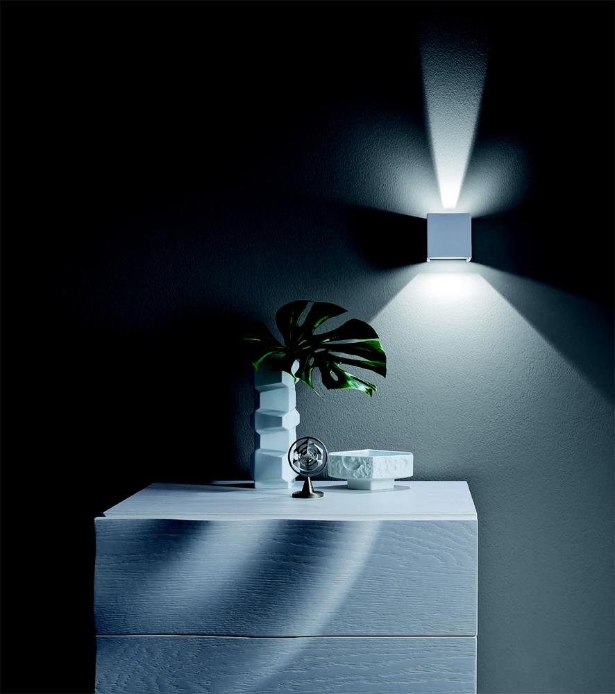 REDO GROUP wall lamp AMPLITUDE