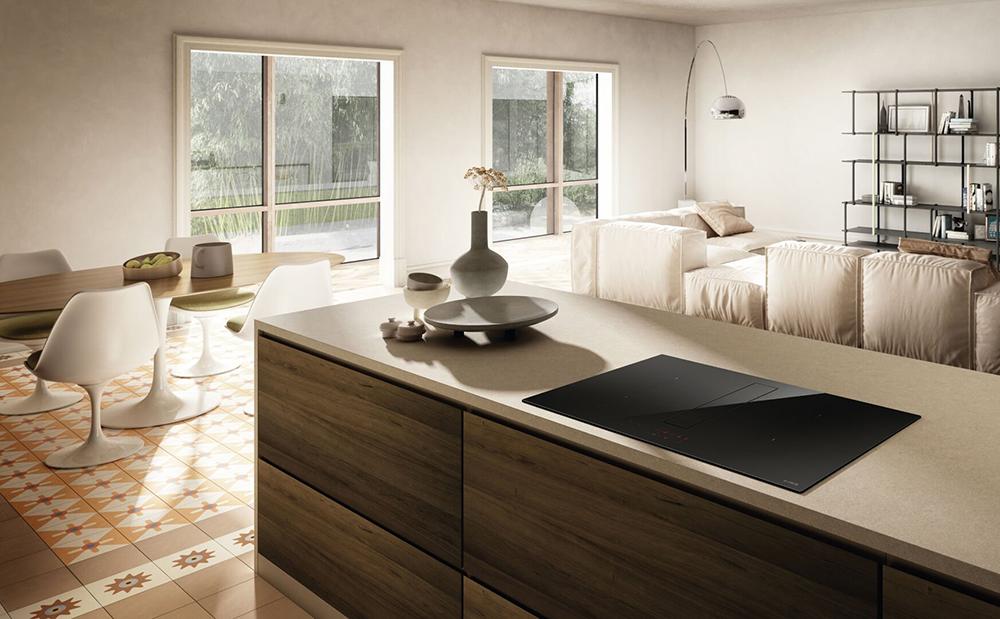ELICA induction hob with recycling hood NIKOLATESLA FIT XL and KIT0167757 for plinth-out outlet
