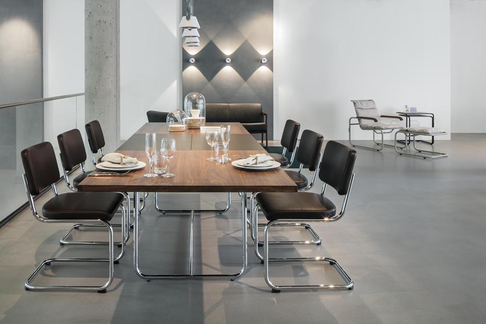 THONET cantilever chair S 32 PV with full padding