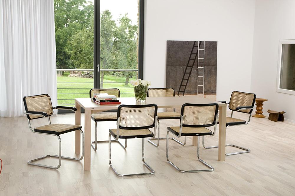 THONET cantilever chair with arms S 64 V