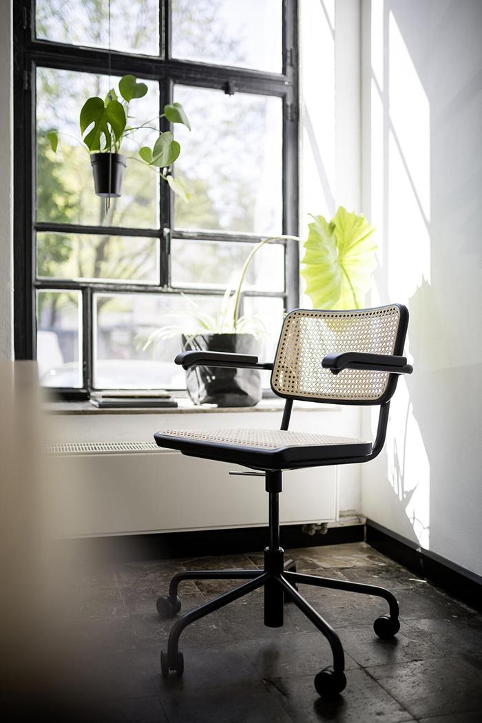 THONET chair on wheels with arms S 64 VDR