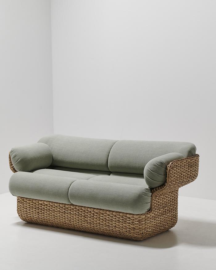 GUBI sofa with 2 seaters BASKET