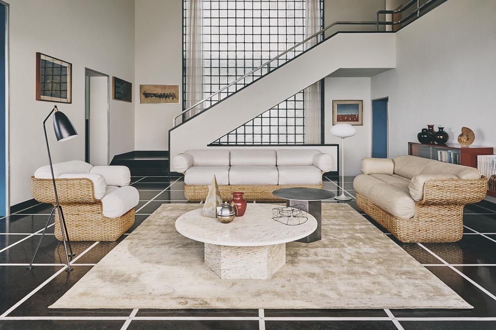 GUBI sofa with 2 seaters BASKET