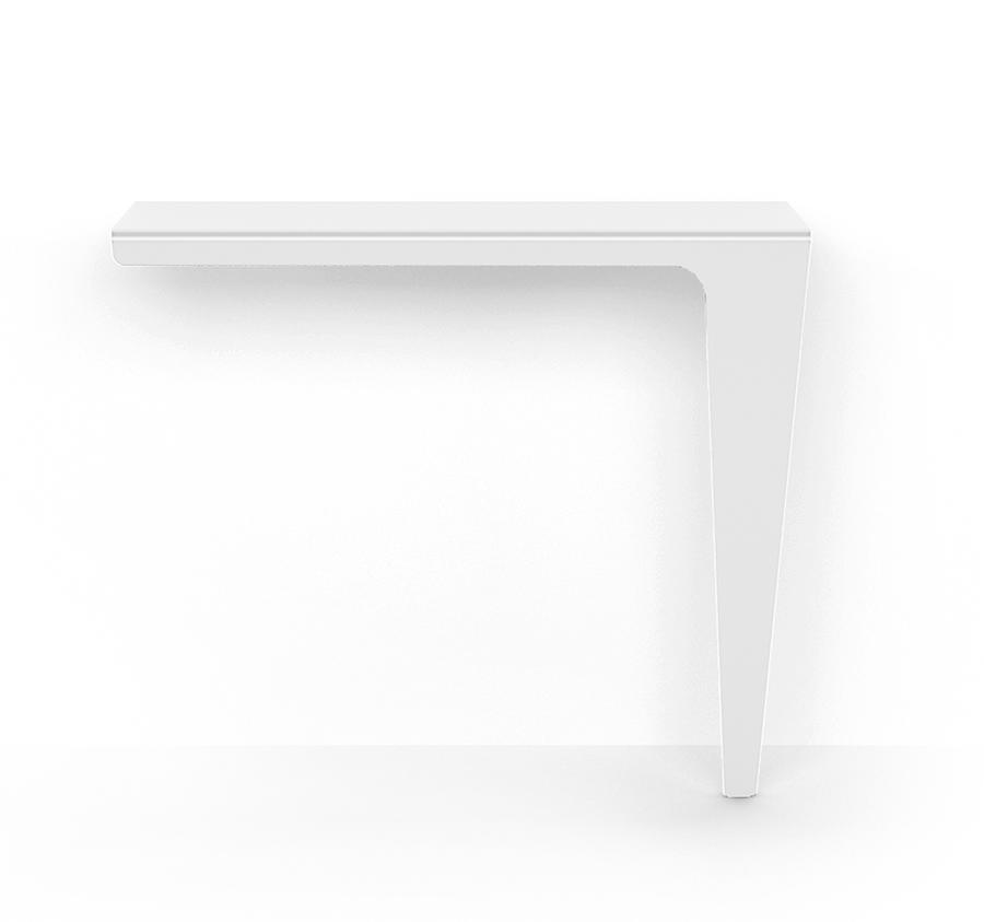 MEME DESIGN console LAMA version on the right