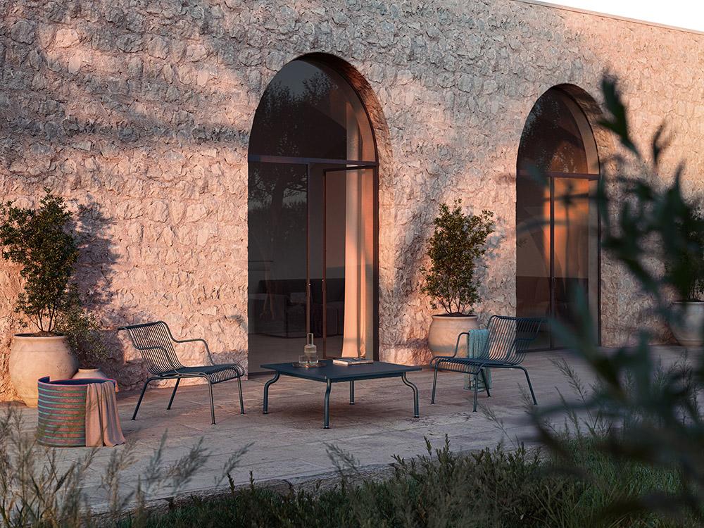 MAGIS set de 2 chaises basses avec accoudoirs pour l'extérieur SOUTH