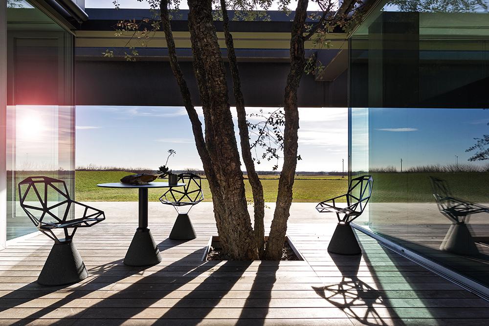 MAGIS round table TABLE ONE BISTROT Ø 79 cm