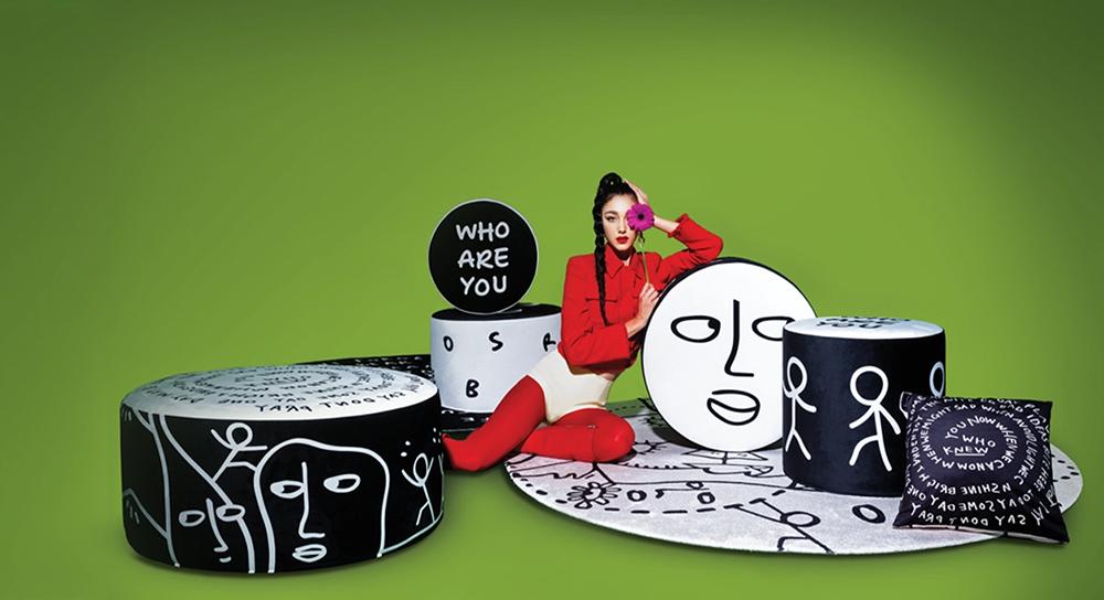 QEEBOO pouf MIDNIGHT MONOLOGUE Shantell Martin Collection