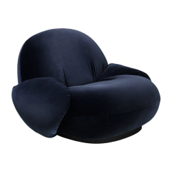 GUBI fauteuil avec accoudoirs et la base pivotante PACHA LOUNGE CHAIR