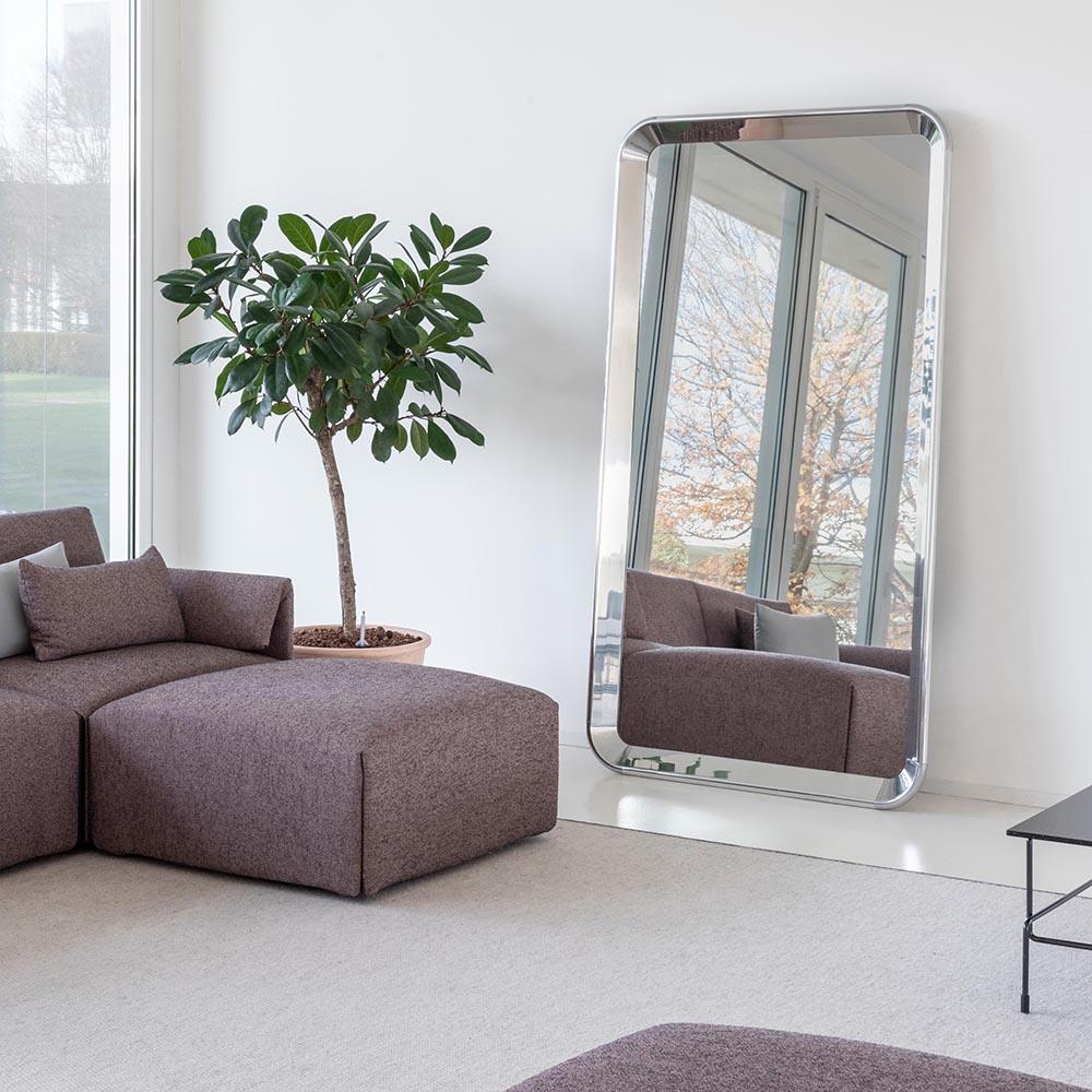 MAGIS miroir sur pied DEJA-VU MIRROR