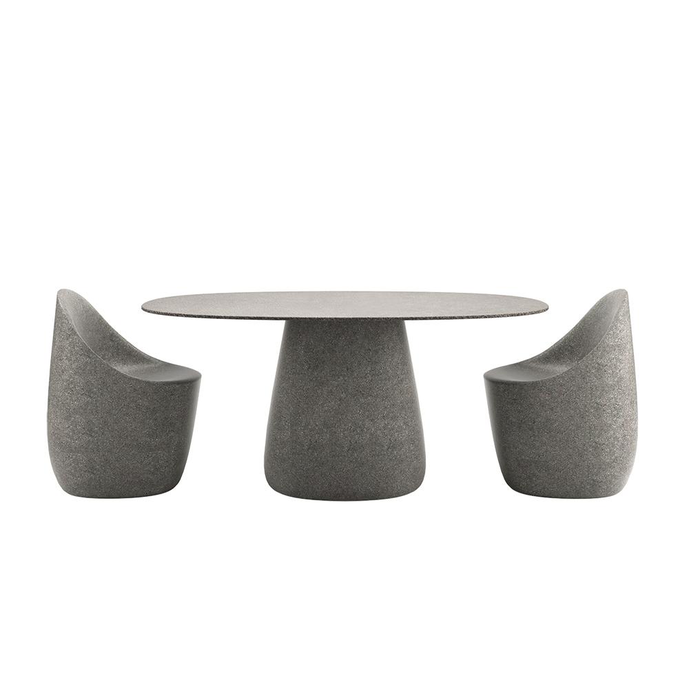 QEEBOO table pour l'extérieur COBBLE avec le plateau en GRÈS 160 cm