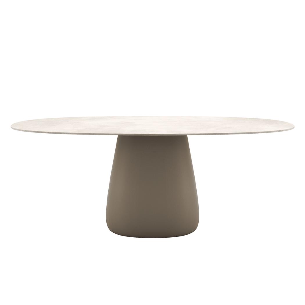 QEEBOO table pour l'extérieur COBBLE avec le plateau en GRÈS 190 cm