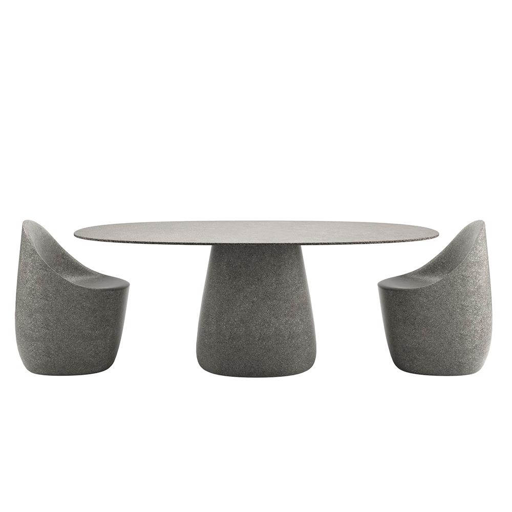 QEEBOO table pour l'extérieur COBBLE avec le plateau en GRÈS 190 cm