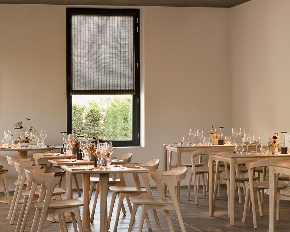 ETHNICRAFT set de 4 chaises avec accoudoirs et coussin BOK