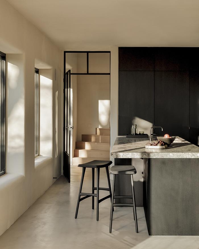 ETHNICRAFT tabouret avec coussin OSSO H 69 cm