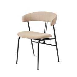 GUBI chaise avec accoudoirs et rembourrage total VIOLIN