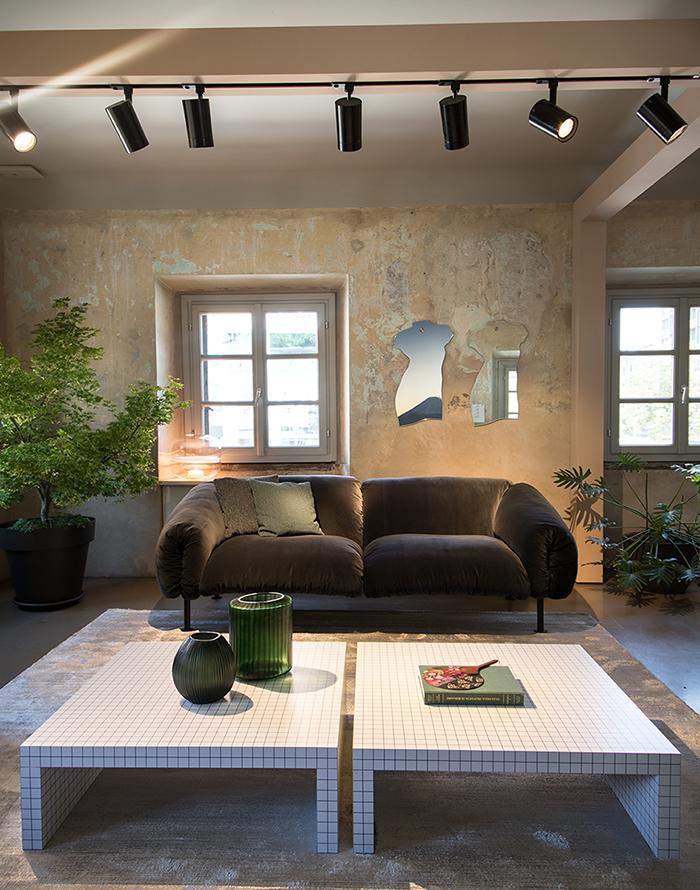 ZANOTTA sofa 2 major places ZA:ZA