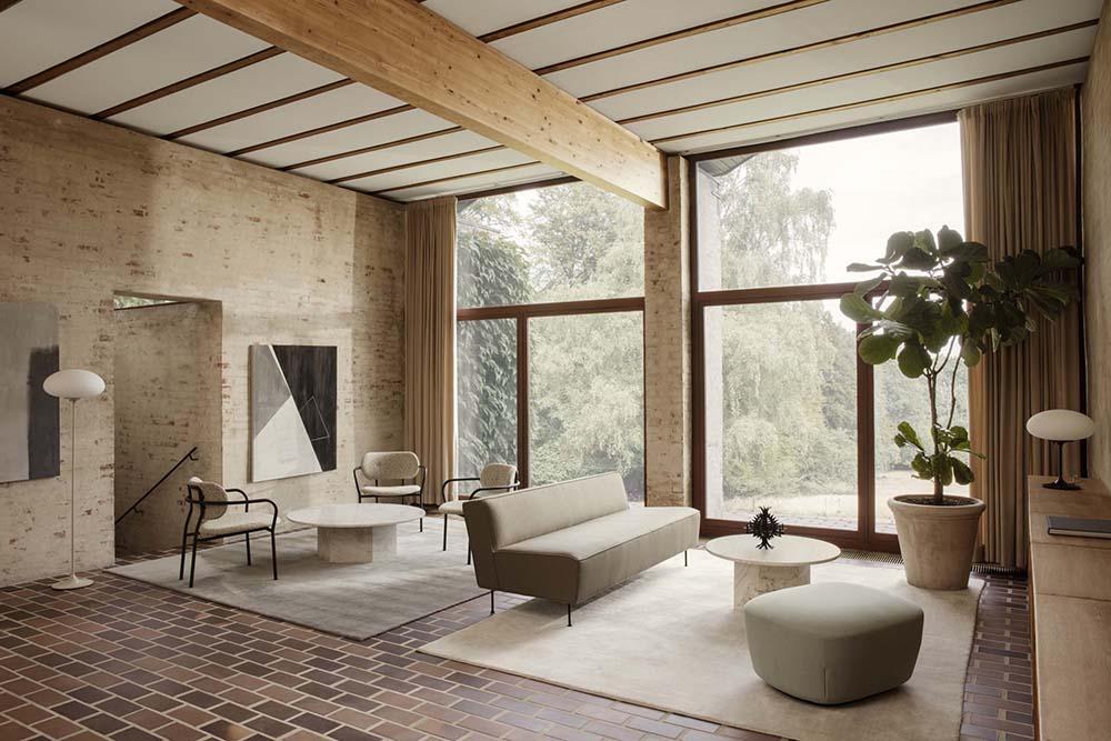 GUBI ottoman pouf STAY