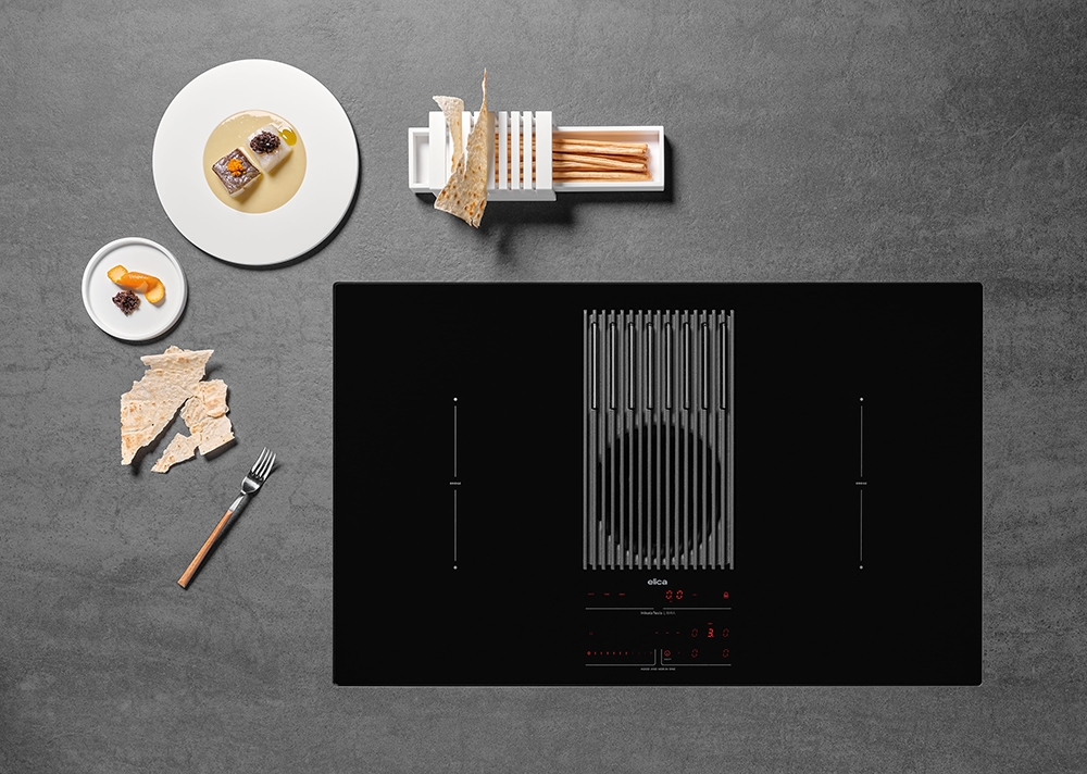 ELICA plaque à induction NIKOLATESLA LIBRA EVO avec hotte aspirante convertible en recyclage