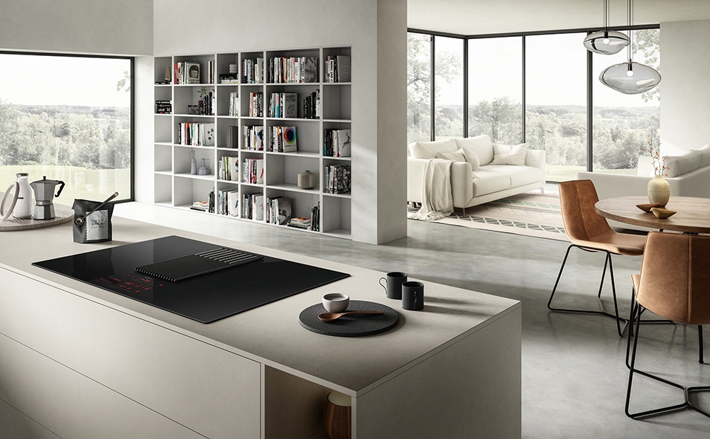 ELICA plaque à induction NIKOLATESLA LIBRA EVO avec hotte aspirante convertible en recyclage