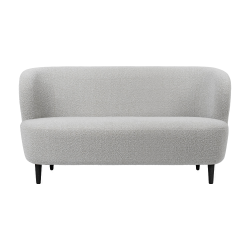 GUBI canapé STAY 150x70 cm avec les pieds en bois