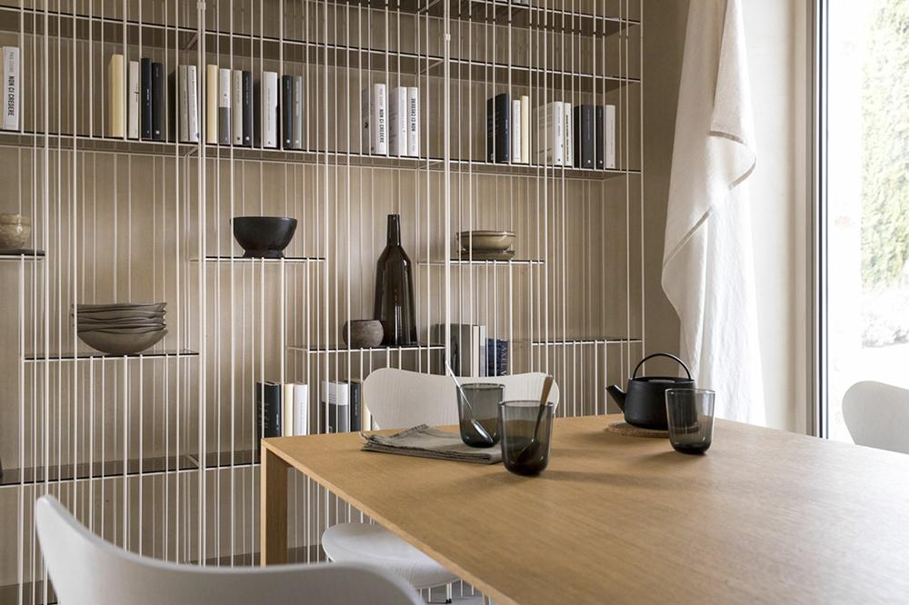 MOGG bibliothèque sur pied ou murale METRICA C