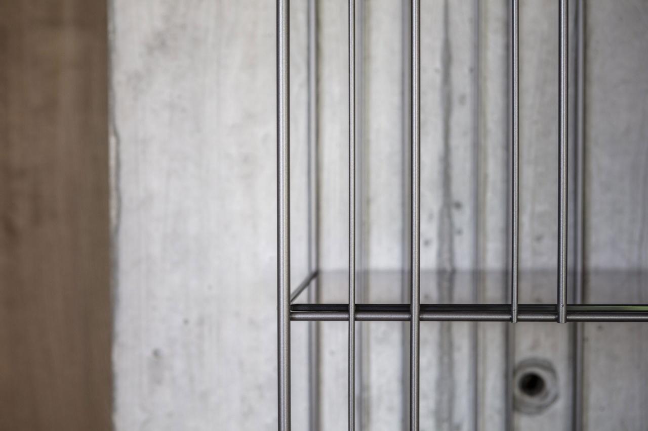 MOGG bibliothèque sur pied ou murale METRICA C