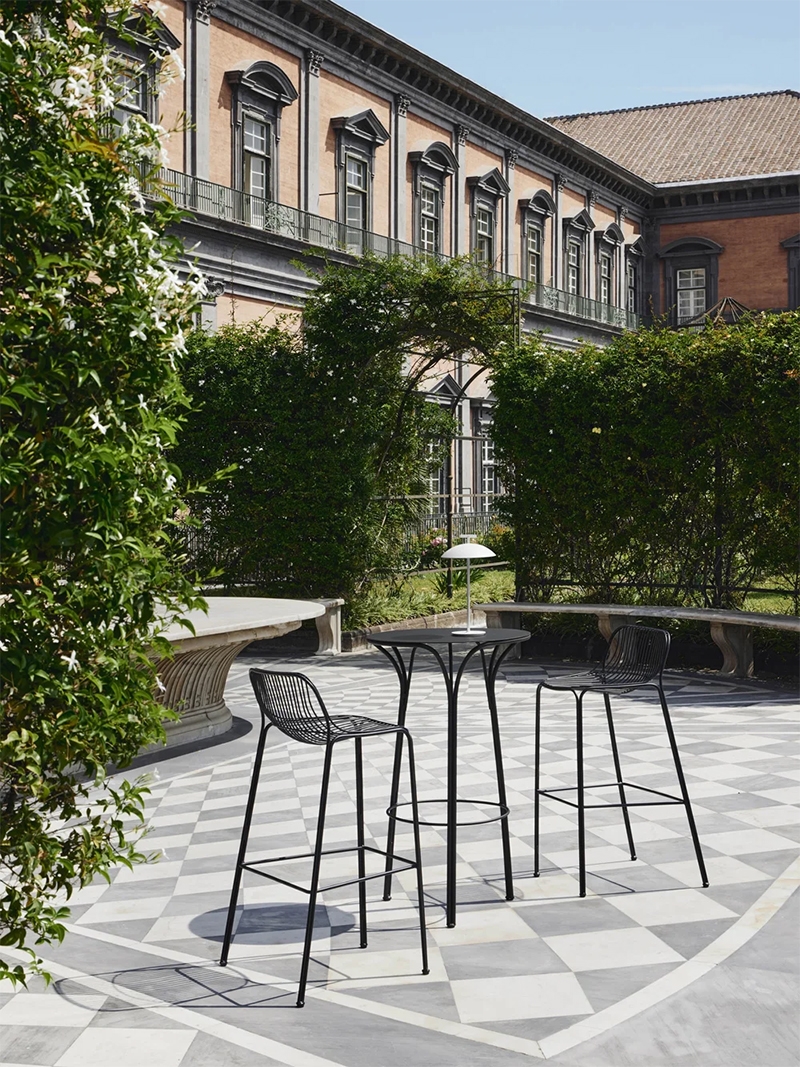 KARTELL outdoor high table HIRAY