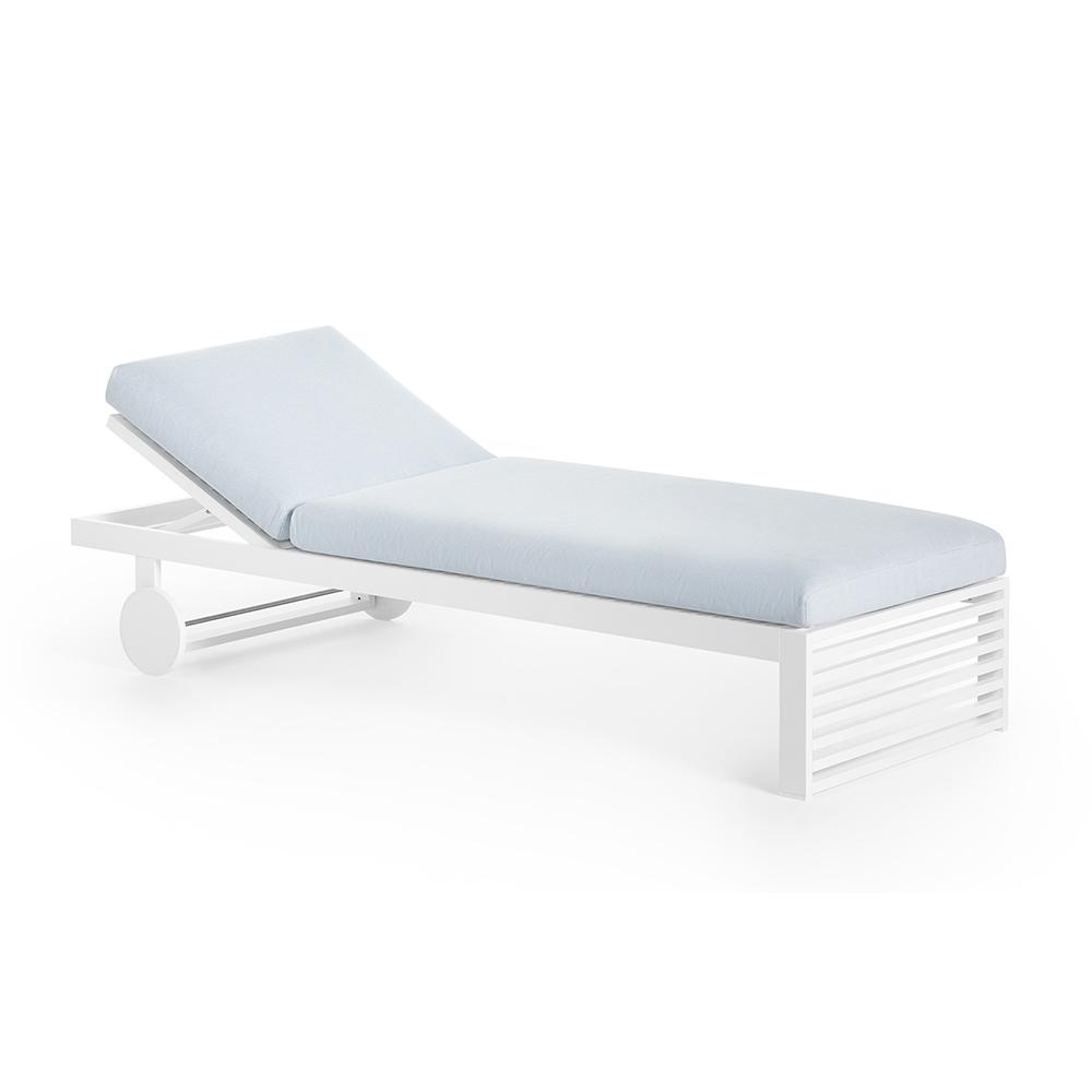 GANDIA BLASCO outdoor sunbed with wheels DNA CHAISE LOUNGE