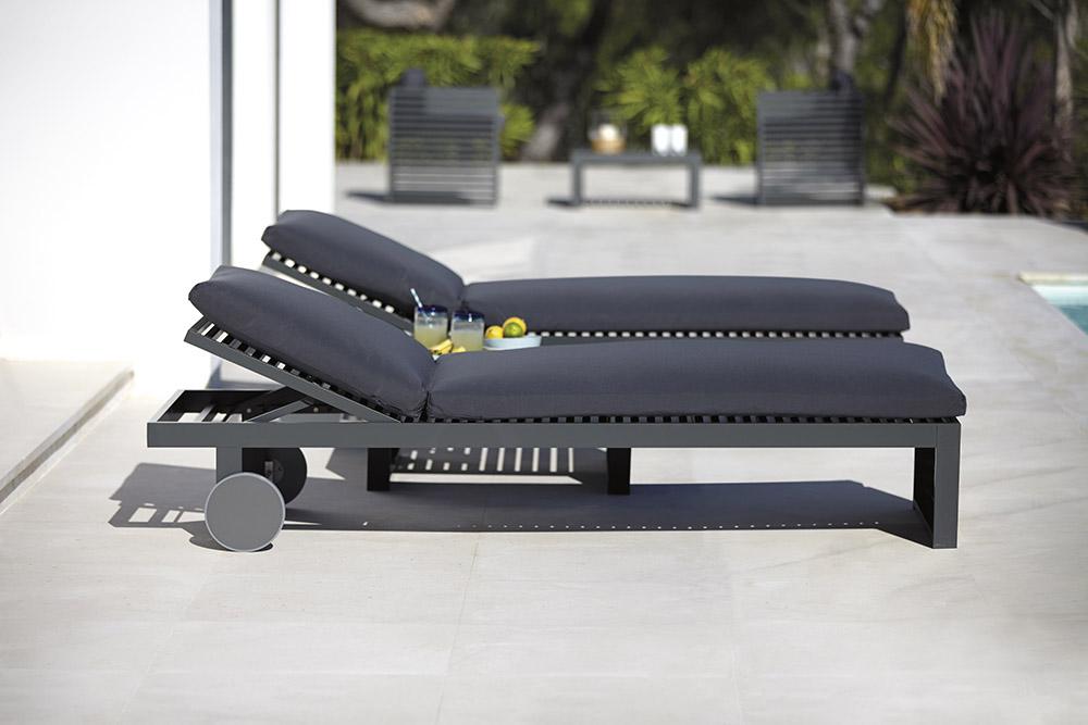 GANDIA BLASCO outdoor sunbed with wheels DNA CHAISE LOUNGE